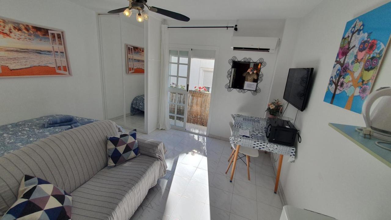 Apartamentos Eduardo Rico Нерха Экстерьер фото